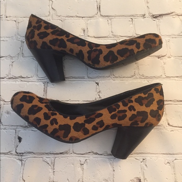 BCBGeneration Shoes - BCBGeneration leopard heels size 9
